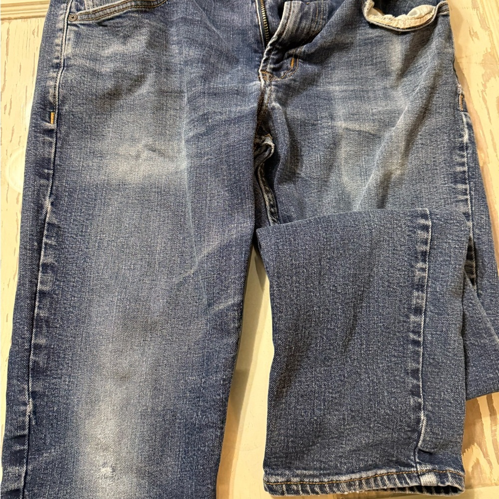 Old Navy Relaxed Fit Blue Jeans